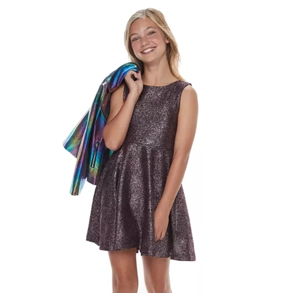 ✨✨💜💖Descendants 3 skater dress from Disney's D-Signed L 14/16 ✨💜💖